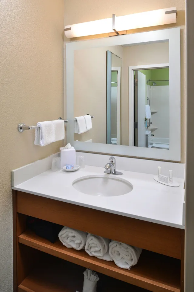 استوديو بسريرين كوين مع أريكة، SpringHill Suites by Marriott Charleston Riverview 4/5