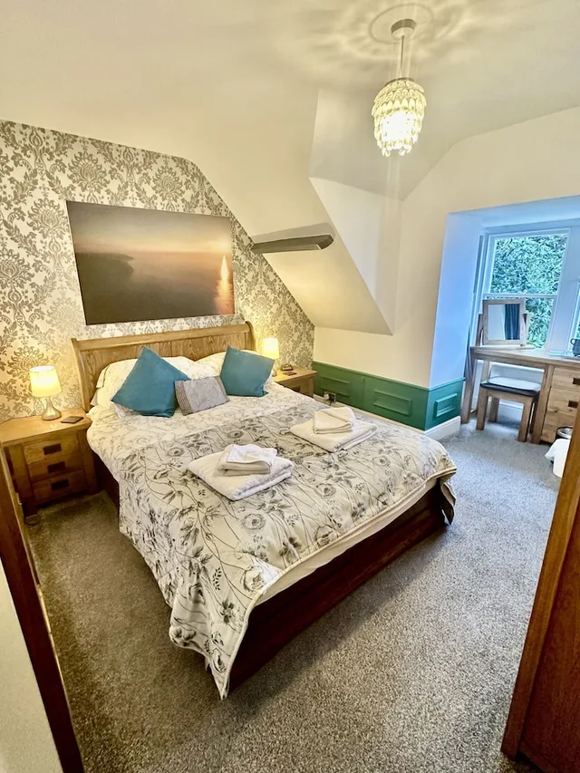 غرفة كلاسيكية بسرير مزدوج بإطلالة جزئية على البحر، The North Cliff Hotel 2/10