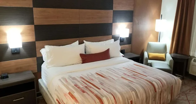 غرفة قياسية بسرير كينج لذوي الإعاقة، Best Western Plus Warsaw 1/2