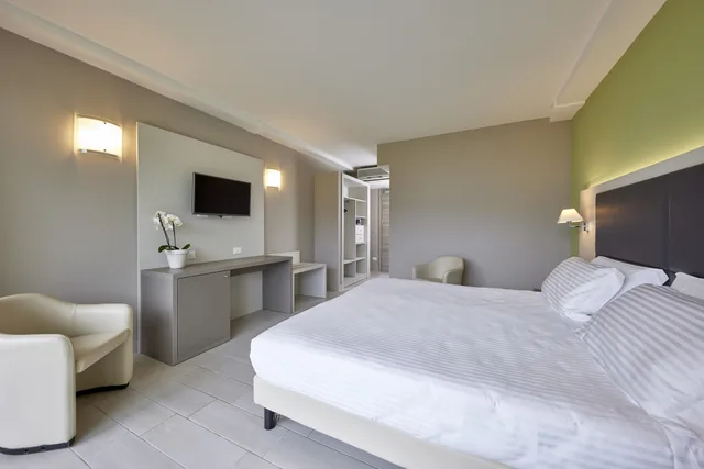 غرفة سوبيريور بسرير مزدوج بإطلالة على البحيرة، Park Hotel Casimiro Village 2/10