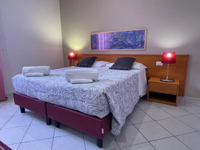 غرفة كومفورت بسرير كوين، HOTEL LEOPOLDA 5/6