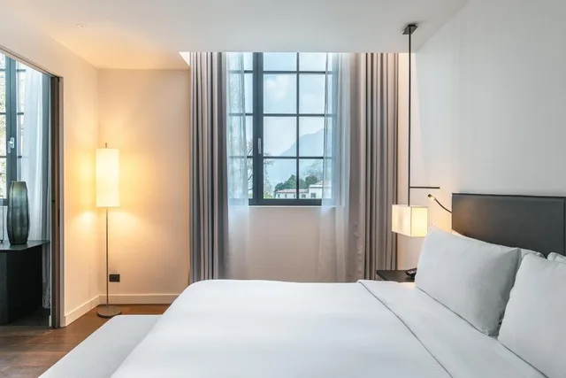جناح بسرير مزدوج، Hilton Lake Como 1/3