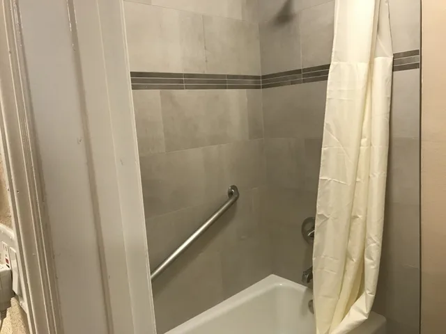 غرفة قياسية بسرير كينج، Abby S Anaheimer Inn 8/9