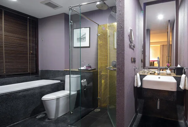 Superior, Bathtub, U Chiang Mai 6/6