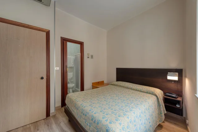 غرفة مفردة، Hotel Barsotti 4/19