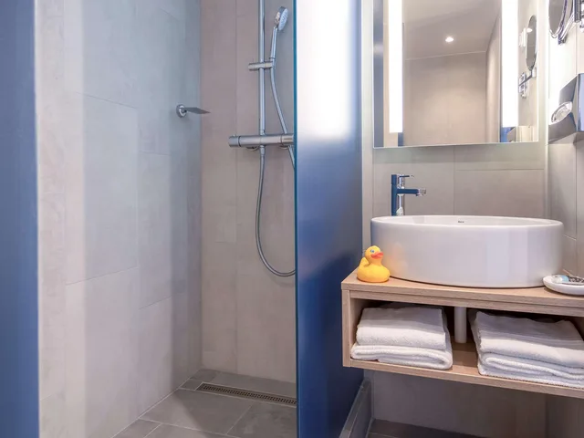 غرفة قياسية بسريرين منفصلين، Mercure Budapest Castle Hill 8/8