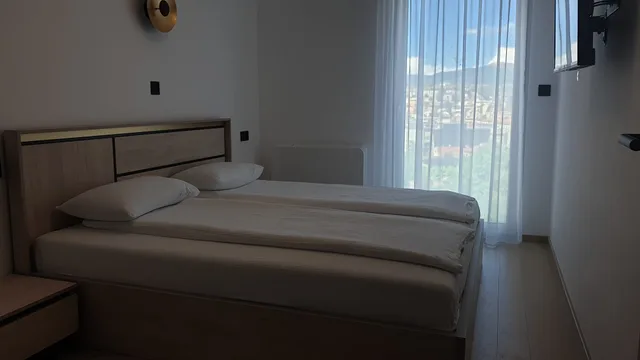 شقة بـ3 غرف نوم، Aparthotel Centar Sarajevo 1/2