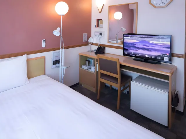 Plus, Premium، Tokyo Inn Aizuwakamatsu Ekimae 1/1