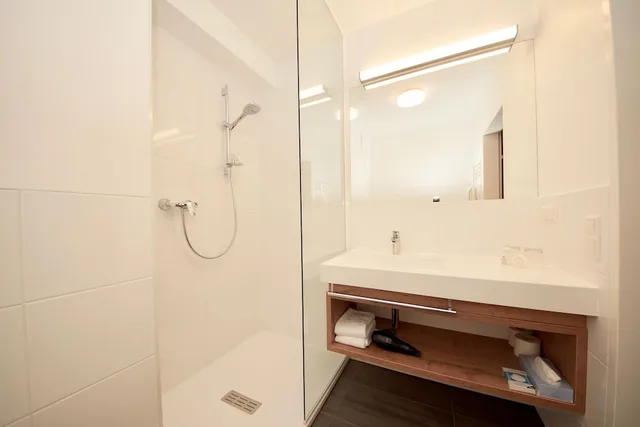 شقة ديلوكس بسريرين منفصلين لذوي الإعاقة، Parks 73 The Townhouse Hotel 4/5