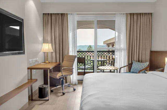غرفة ديلوكس بشرفة مفردة بسرير كوين، Fairfield by Marriott Goa Calangute Village 4/7