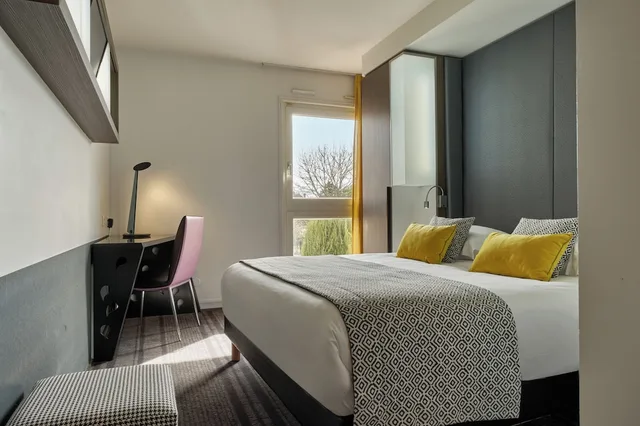 غرفة مفردة بسرير فردي، Hotel Restaurant Crystal 2/4