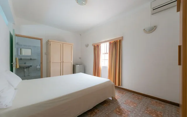 2 Bedrooms, Apartment, Wanna Studio Apartments 1/1