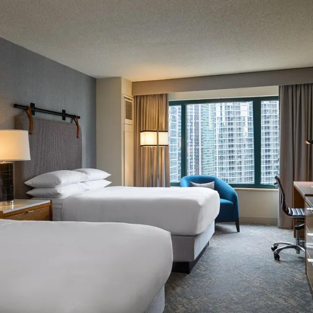 غرفة تقليدية بسرير مزدوج، Sheraton Grand Chicago Riverwalk 3/5