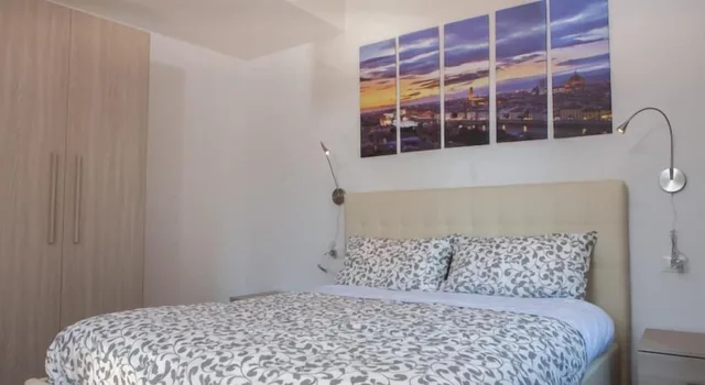 غرفة بسرير كوين بشرفة، Le Tre Lune Suites 2/10