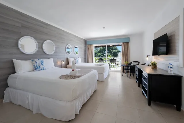 غرفة ديلوكس بسريرين كوين بإطلالة على الحديقة، Playa Blanca Beach Resort - All Inclusive 4/9