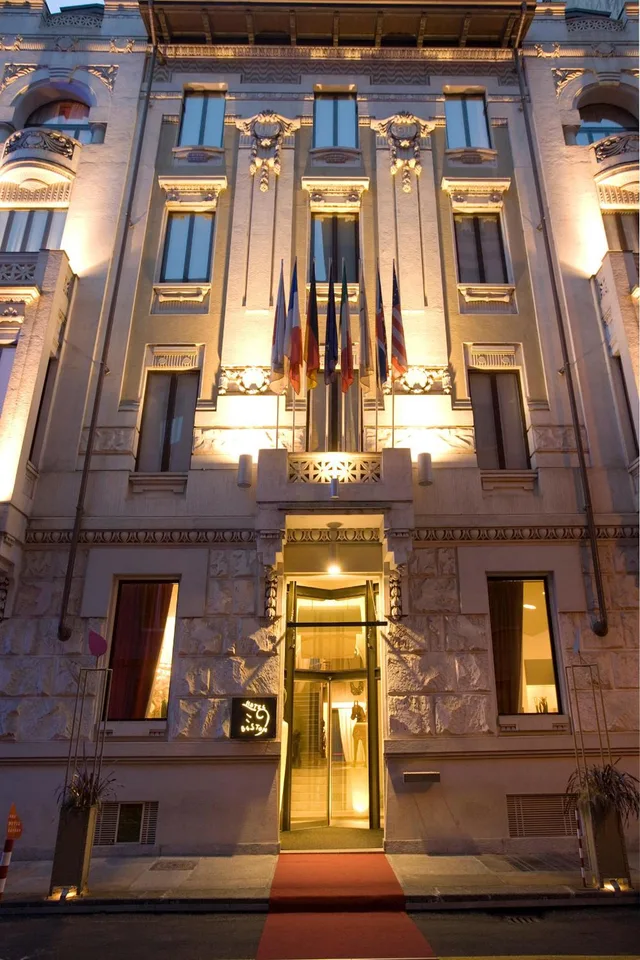 جناح بسريرين كوين، Art Hotel Boston 1/1