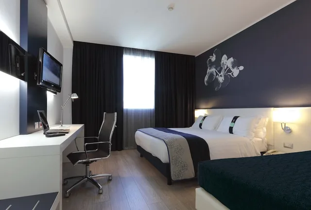 Premium, Holiday Inn Milan Nord Zara 1/6