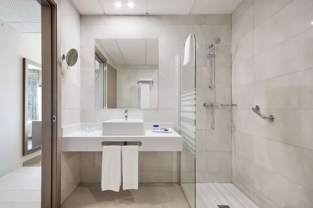 Standard, Single, 2 Double Beds، Best Costa Ballena 4/4