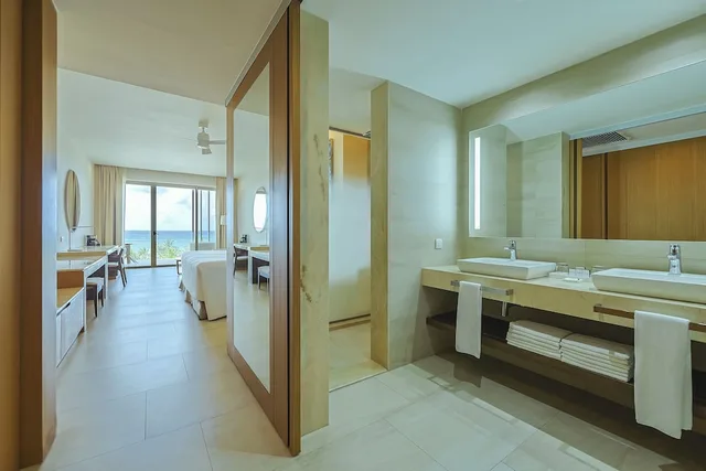 Junior Suite, 2 Double Beds, Ocean Front، Barcelo Maya Riviera 4/5