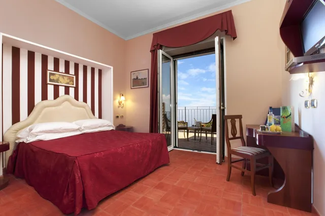 غرفة كلاسيكية بسرير مزدوج، Hotel Prestige 1/3