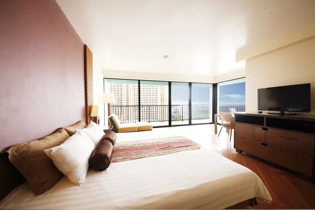 Tower, Infinity, King Bed, Ocean Front، Guam Reef Olive Spa Resort 1/4