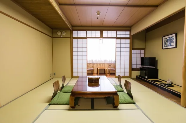 غرفة يابانية بحمام مشترك بأرضية تاتامي، Hotel Binario Saga Arashiyama 1/1