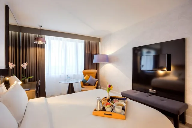 غرفة ديلوكس بسرير مزدوج، Clayton Hotel Dublin Airport Central 2/2