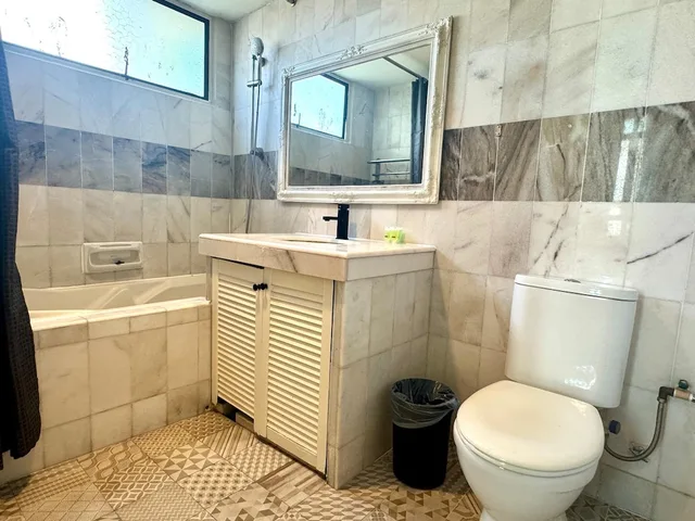 جناح تنفيذي بسرير كينج وسرير كوين بغرفتي نوم، Century Bay Private Residences 9/10