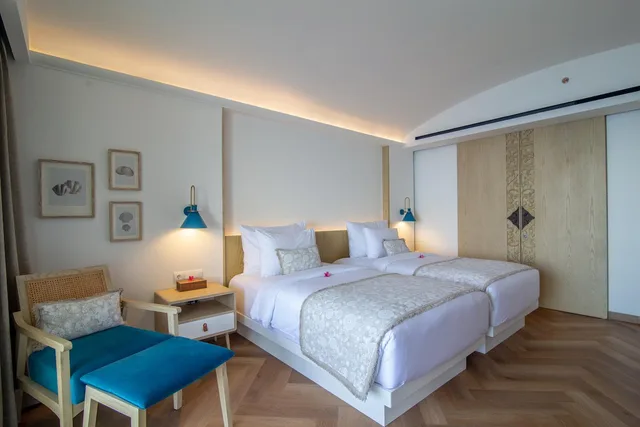 غرفة ديلوكس بسريرين منفصلين بإطلالة على البحر، Royal Avila Boutique Resort 2/8