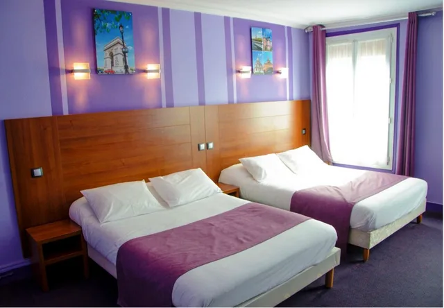 غرفة قياسية ثلاثية، Hotel Paris Bruxelles 2/2