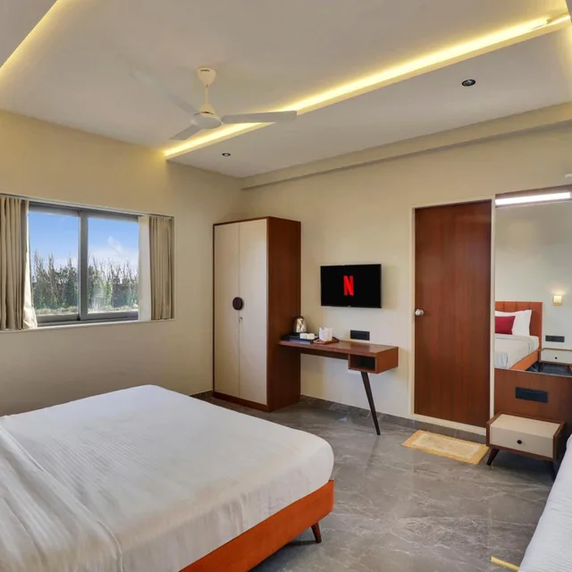 فيلا بسرير فردي بغرفتي نوم، Goverdhan Greens Resort Dwarka 1/7