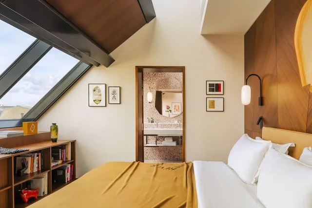 Toits De Paris, Suite, King Bed, Hotel Madame Reve 1/1