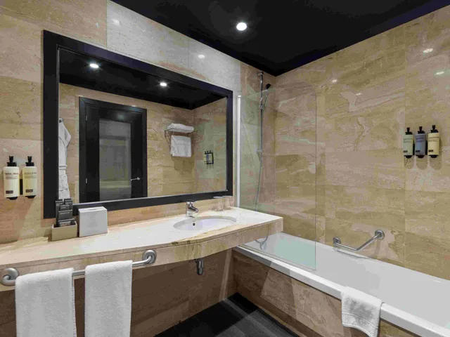 غرفة قياسية بسرير مزدوج، H10 Marina Barcelona 5/6