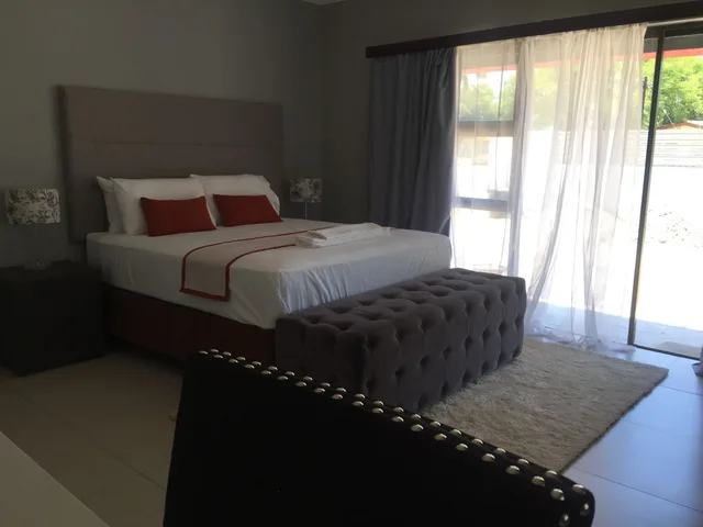 غرفة تنفيذية بسرير كوين بإطلالة على الحديقة، The New Mall Guest House 1/8