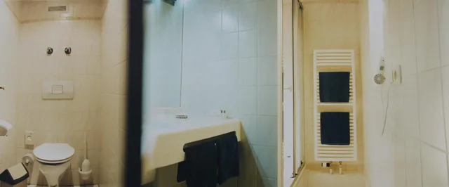 غرفة عائلية، JEDERMANN 7/8