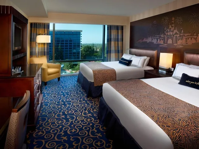 جناح عائلي بغرفة نوم واحدة مع أريكة، Disneyland Hotel 3/5