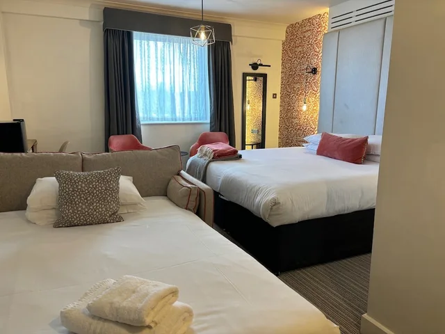 غرفة تنفيذية بسرير مزدوج، Maids Head 4/10
