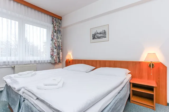 Apartment, 1 Double and 3 Single Beds، Hotel Astra 1/1