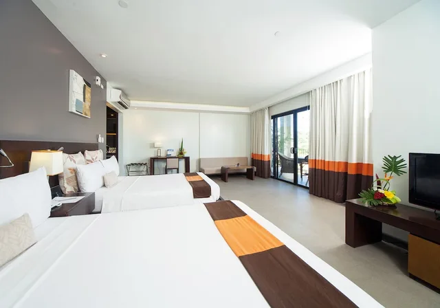 غرفة سوبيريور بسريرين كوين، Fairways And Bluewater Newcoast Boracay 1/5