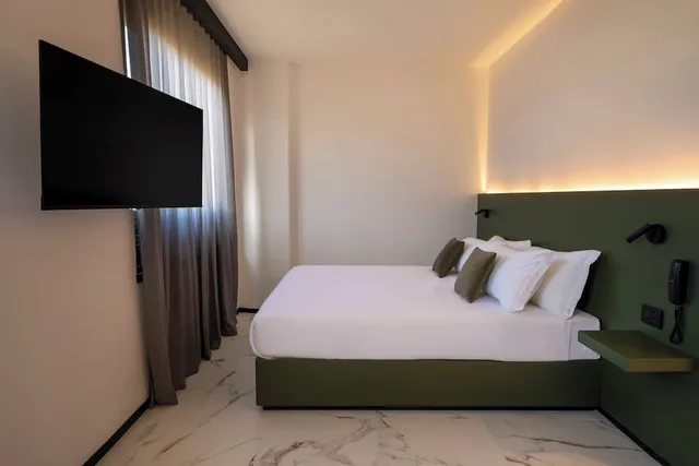 غرفة سوبيريور بسرير كوين، City Hotel Ancona 3/4