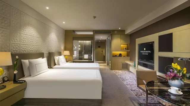 غرفة كلاسيكية بسرير كينج مع دخول الصالة، Intercontinental Shanghai Jing An Ex Intercontinental Puxi 2/6
