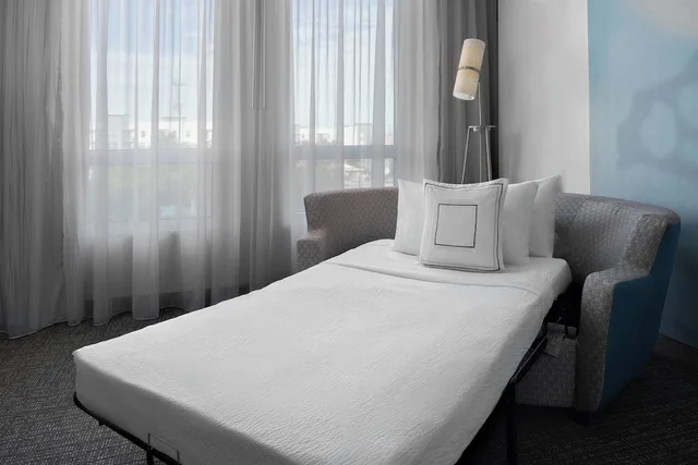 غرفة بسريرين كوين لذوي الإعاقة، Courtyard By Marriott Delray Beach 2/5