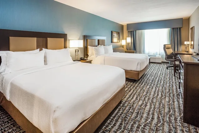 suite, 2 queen beds, Holiday Inn South Jordan Slc South 3/5