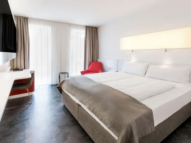 غرفة بسريرين منفصلين، DORMERO Hotel Frankfurt Messe 2/8