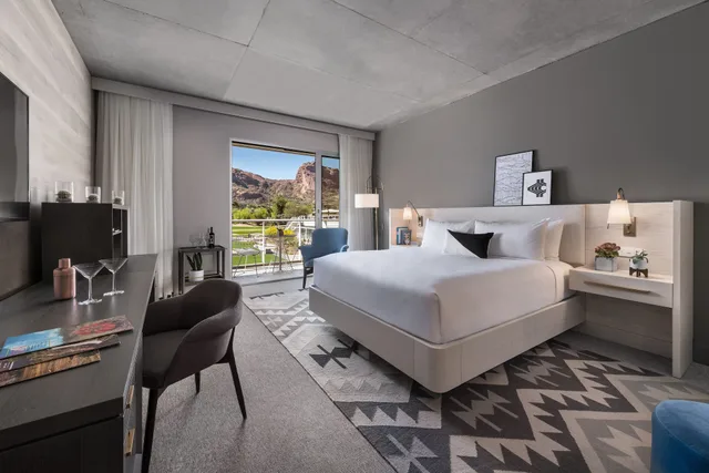 Mountain, Premium, King Bed، Mountain Shadows 6/10