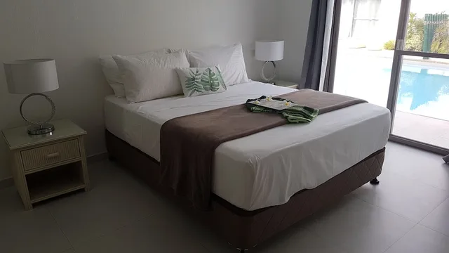 Deluxe, Suite, King Bed, Trundle Bed, Pool View, Sofa, Pool Access، Seapearl Of Alona 7/10
