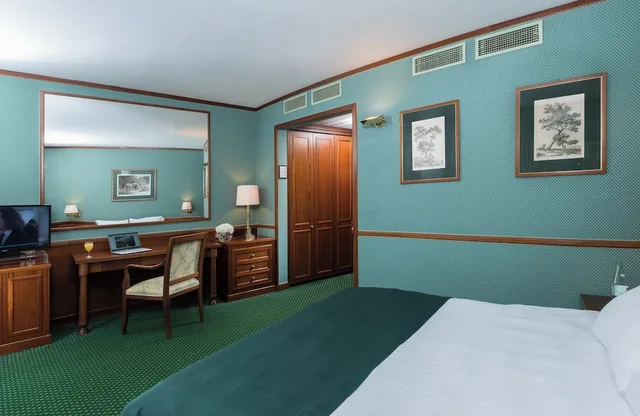 غرفة سوبيريور، Leonardo Hotel Milan City Center 5/8