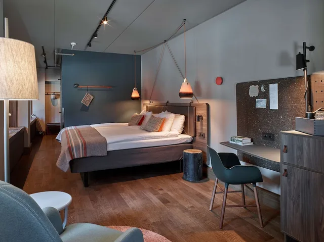 غرفة غراند بأسرّة بطابقين، Downtown Camper By Scandic 2/4