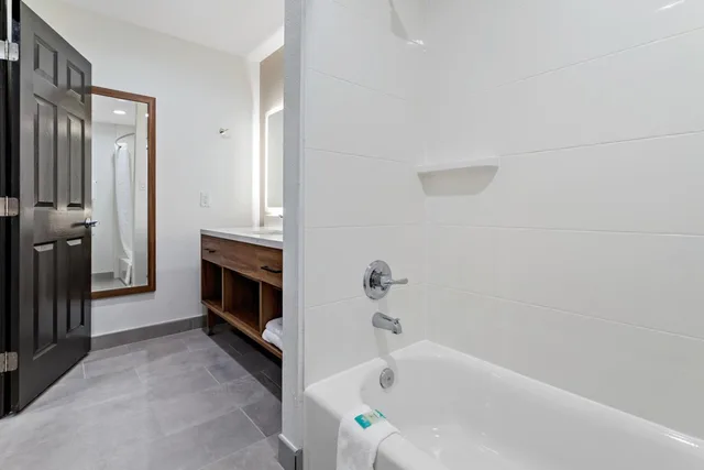 Premium, 2 Double Beds, Baymont by Wyndham Beaumont 10/10