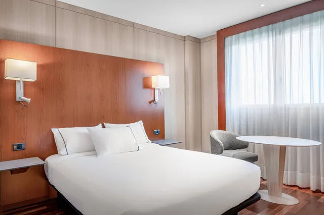 غرفة قياسية بسرير كوين، Ac Hotel Huelva 1/3